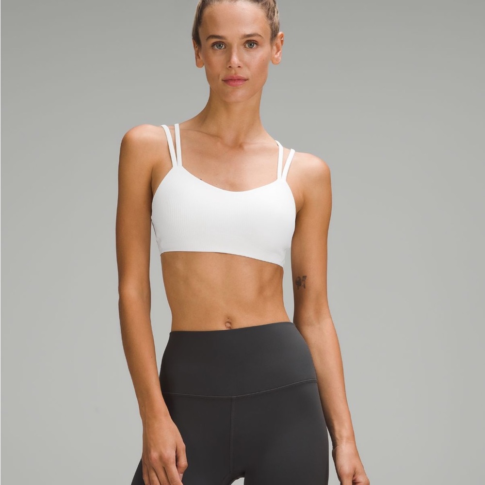 Lululemon like a cloud ribbed bra